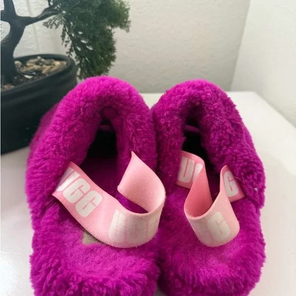 UGG Fuchsia Fluffy Sandals - Picture 4 of 6